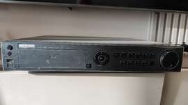 Видеорегистратор Hikvision DS-7216HVI-ST/SE (б/у)
